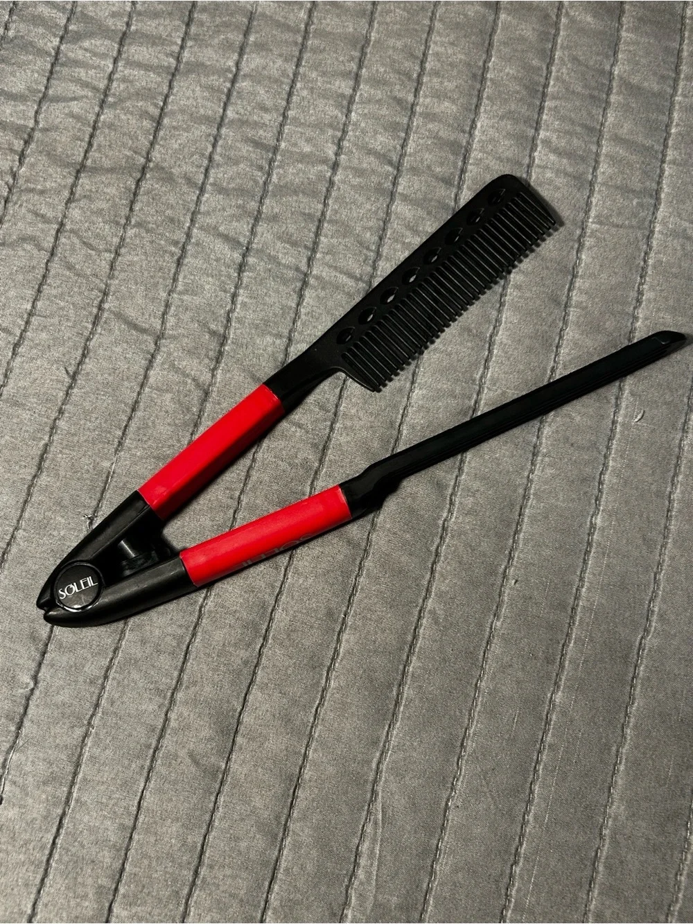 Soleil Red & Black Hair Straightening Comb